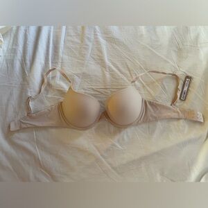 SKIMS Light Beige Bra